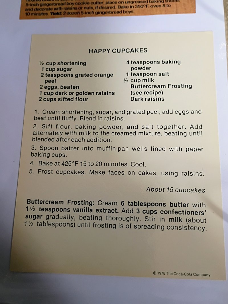 Happy Cupcakes